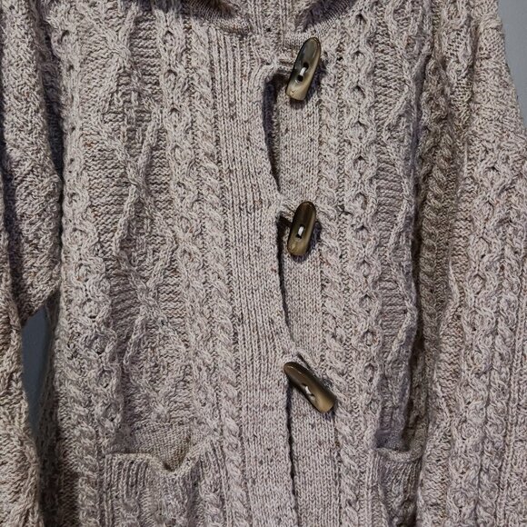 Carraig Donn Pure Wool Cable Knit Shawl Fisherman Sweater Toogle Cardigan XL - Picture 3 of 7